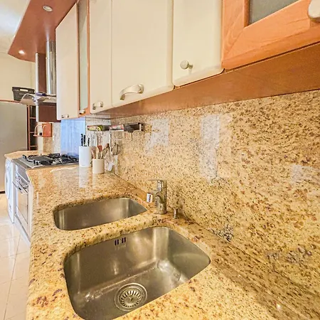 Lägenhet Mont Boron - Wifi, Ac, 4 Pers, Piscine, Parking