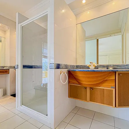 Mont Boron - Wifi, Ac, 4 Pers, Piscine, Parking * Nice